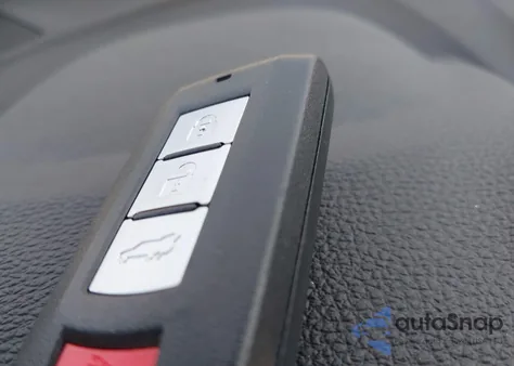 2025 Mitsubishi Eclipse Cross Sel z USA, uszkodzony, nr VIN JA4ATWAA6SZ006027